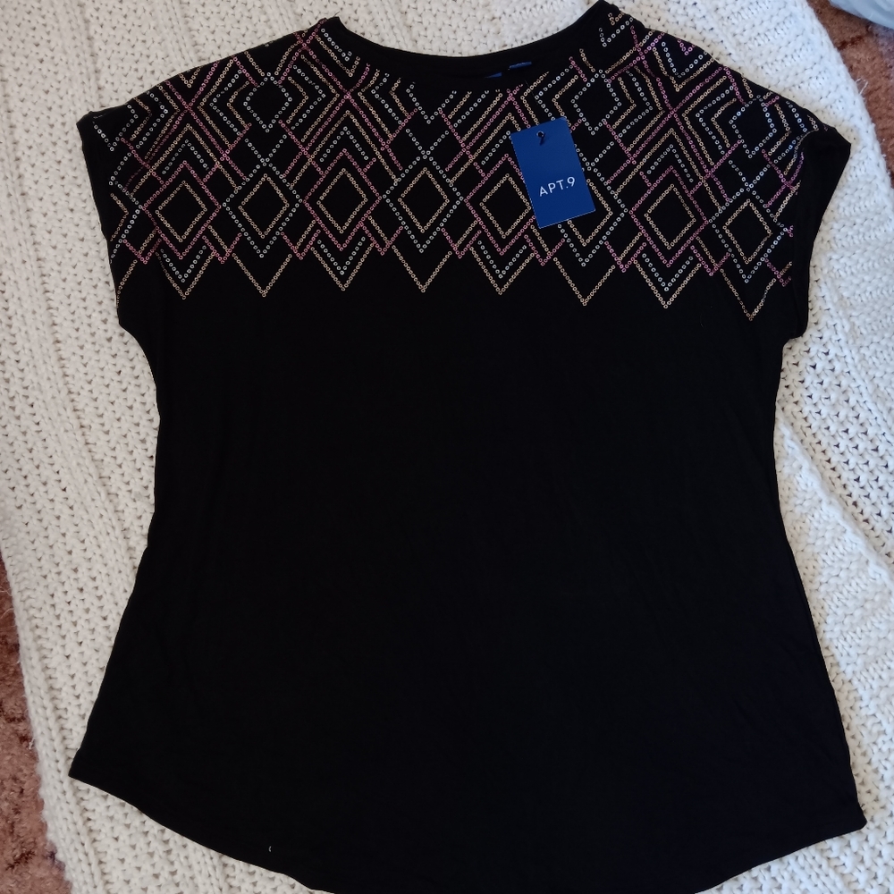 Apt 9 womens top (NWT)